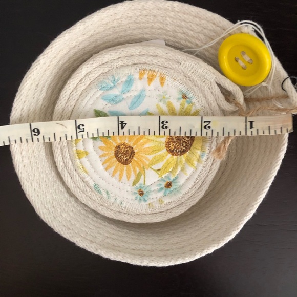 ❗️Out of Stock❗️Handmade woven floral drink coaster & storage basket set - Picture 3 of 3